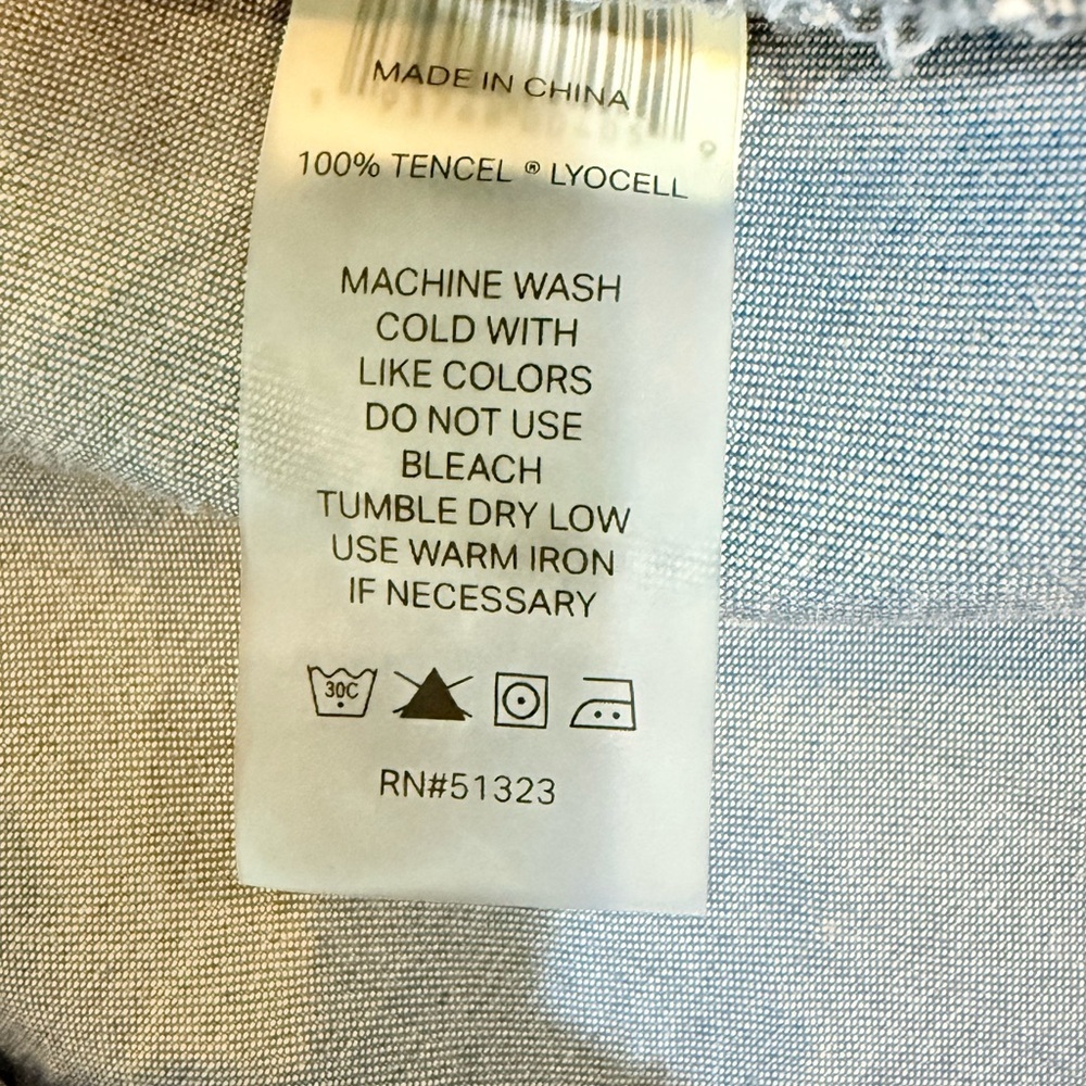 NEW COURT & ROWE Ruffle Tencel Lyocell Button-Down Shirt in Denim Blue - Picture 9 of 10